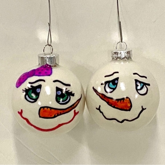 ORIGINAL Hand Painted Alcohol Ink Snow Couple Ornament Set of 2, Christmas Tree - Picture 2 of 8